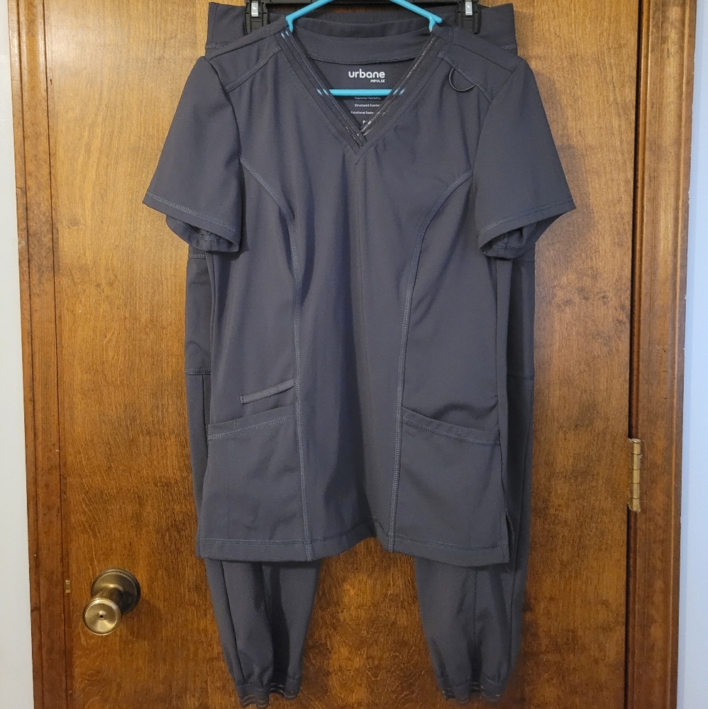 Scrubs Urbane Charcoal Medium Set